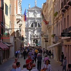 https://torino-venice.hotelinveneto.com